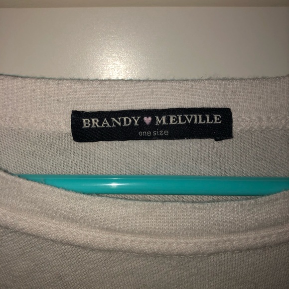 Brandy Melville tee - Picture 3 of 3